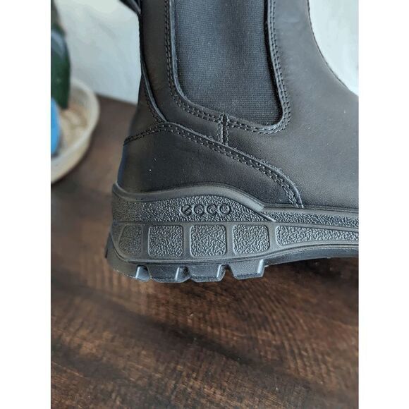 Ecco Women's Track 25 Chelsea Black Leather Boots - Size 40 - 9/9.5 - Picture 7 of 10